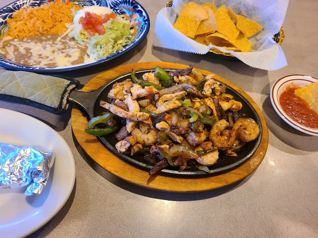 La Carreta | 195 Cooper Creek Dr, Mocksville, NC 27028, USA | Phone: (336) 753-1224