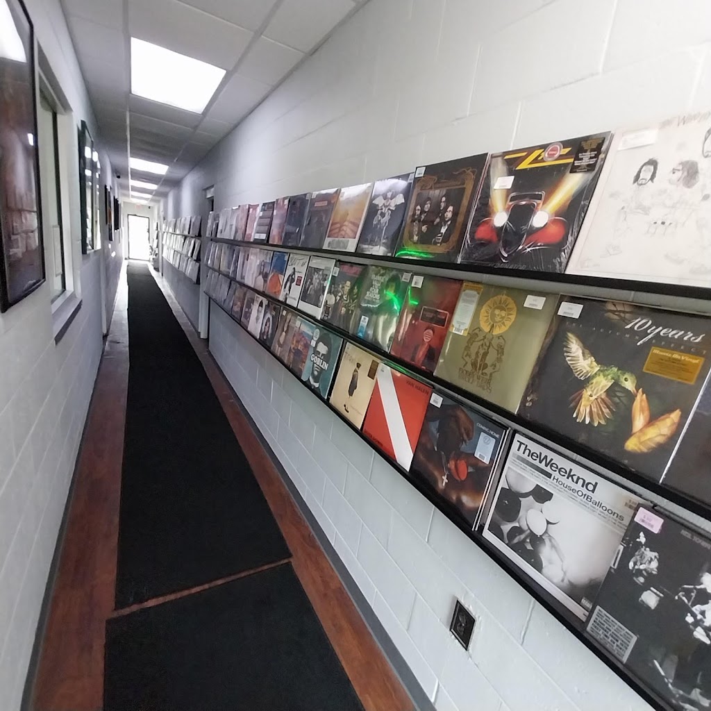 The Record Vault | 81 NJ-31, Pennington, NJ 08534, USA | Phone: (609) 737-8222