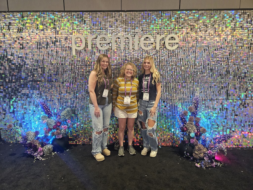 The Hair Depot Day Spa | 523 N Sandusky St, Bellevue, OH 44811, USA | Phone: (419) 483-4965