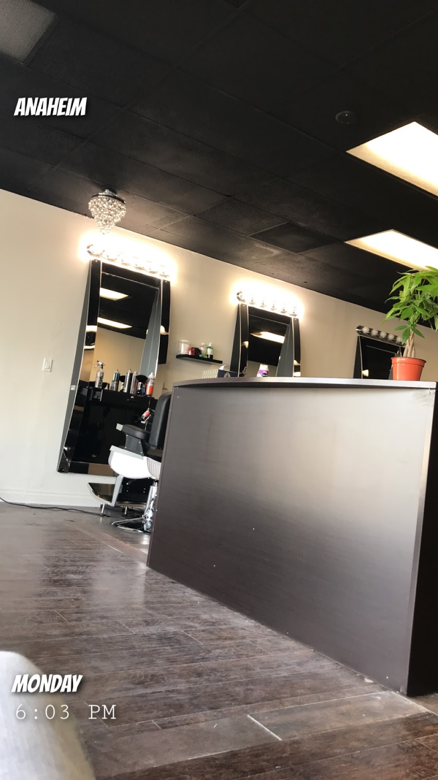 kings barber shop | 221 S Magnolia Ave suite b/2, Anaheim, CA 92804, USA | Phone: (714) 499-1906