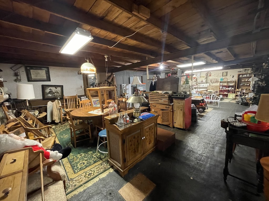 Main Street Antiques | 335 S Main St, Oberlin, OH 44074, USA | Phone: (440) 775-4112