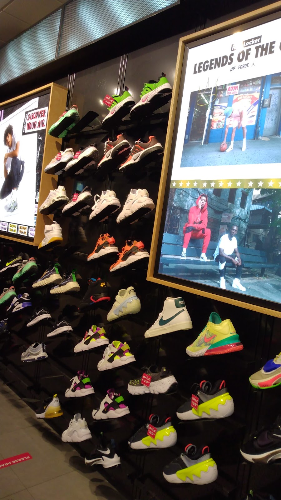 Foot Locker | 312 Southland Mall, Hayward, CA 94545, USA | Phone: (510) 782-4478