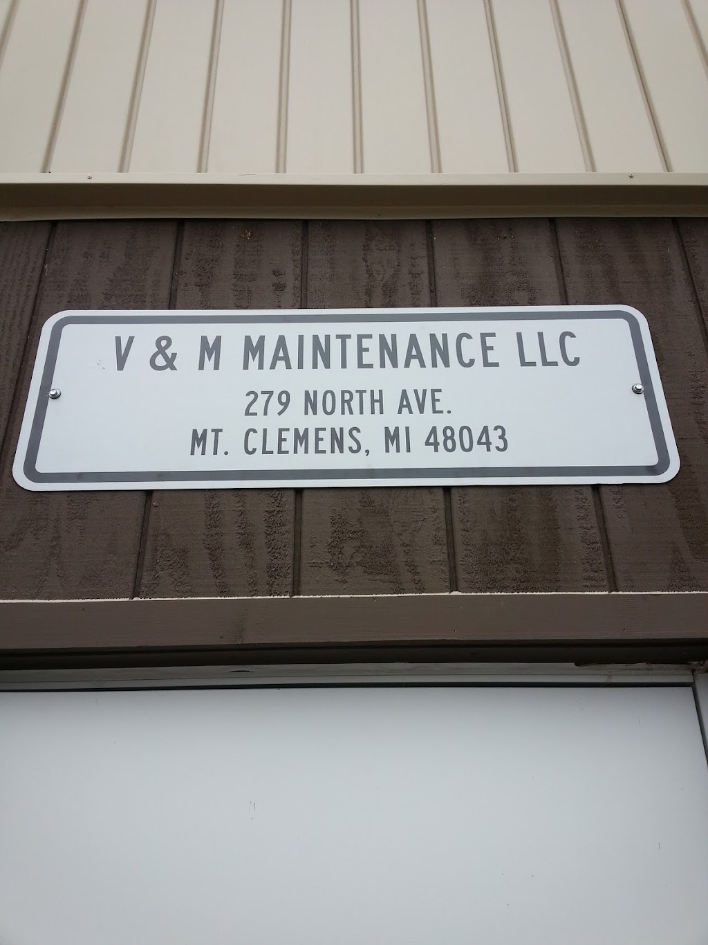 V & M Maintenance LLC | 38400 Foxcroft Blvd, Harrison Twp, MI 48045, USA | Phone: (586) 484-7173