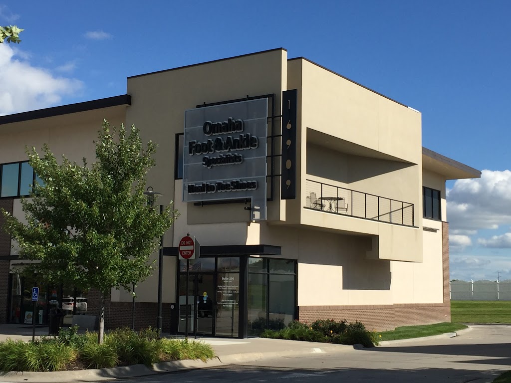 Omaha Foot & Ankle Specialists | 16909 Burke St #200, Omaha, NE 68118, USA | Phone: (402) 333-8856