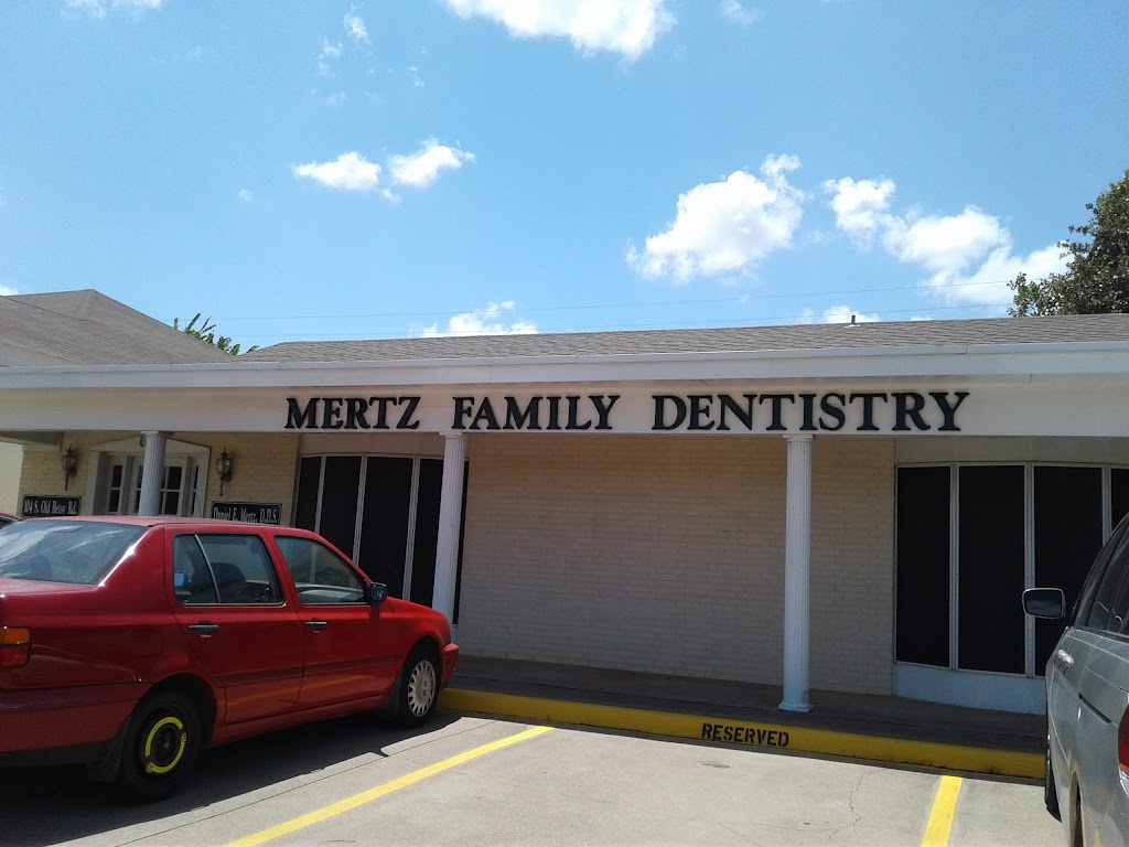 Old Betsy Dental of Keene | 104 S Old Betsy Rd, Keene, TX 76059 | Phone: (817) 641-2272