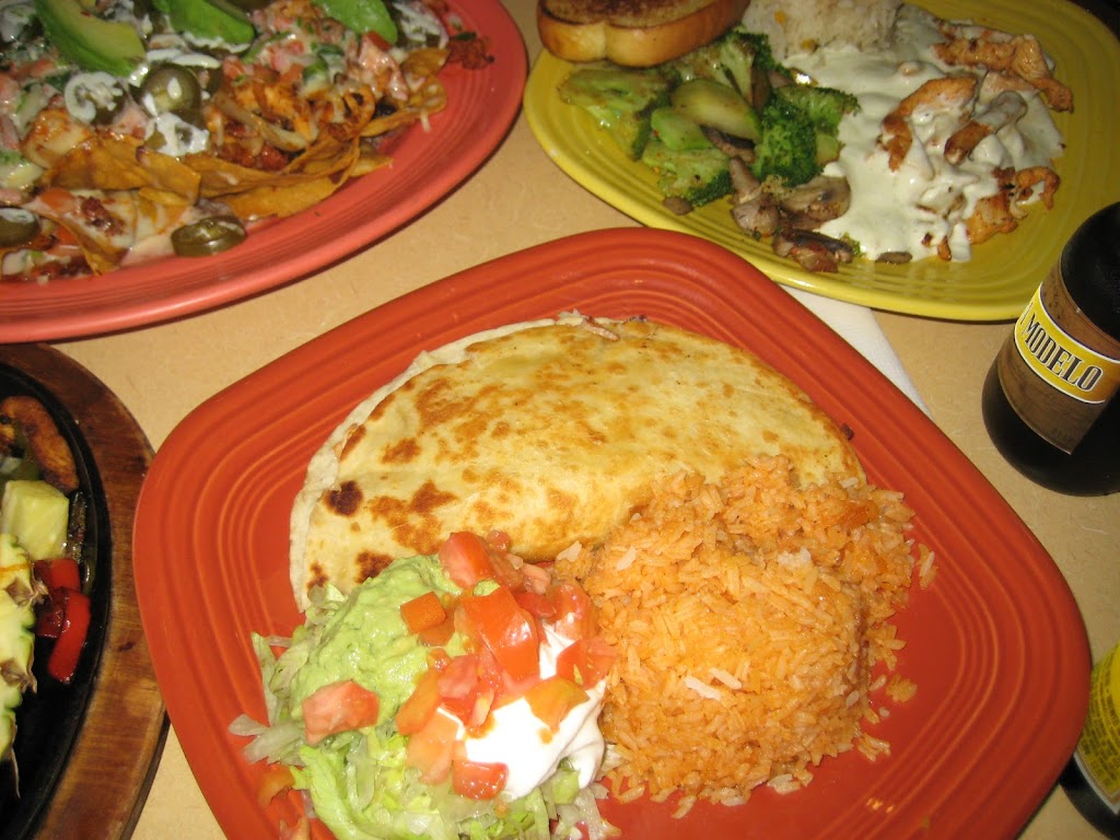 Fiesta Mexicana Downtown Benson | 702 E Parrish Dr, Benson, NC 27504 | Phone: (919) 207-5845