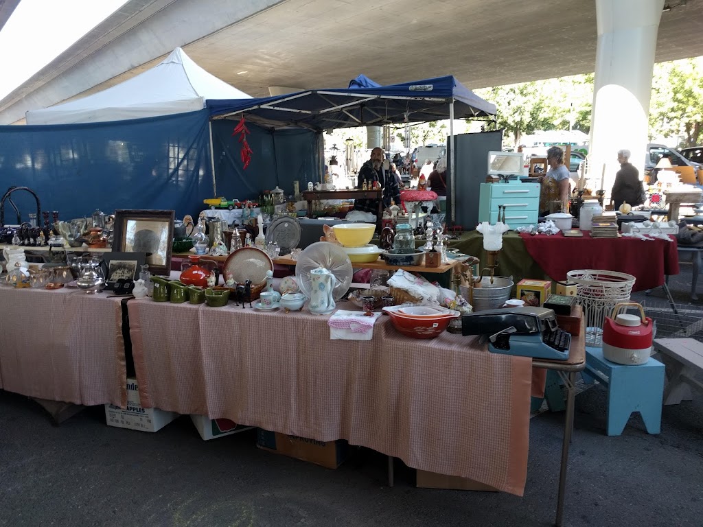 Sacramento Antique Faire | 1 Sports Pkwy, Sacramento, CA 95834, USA | Phone: (916) 600-9770