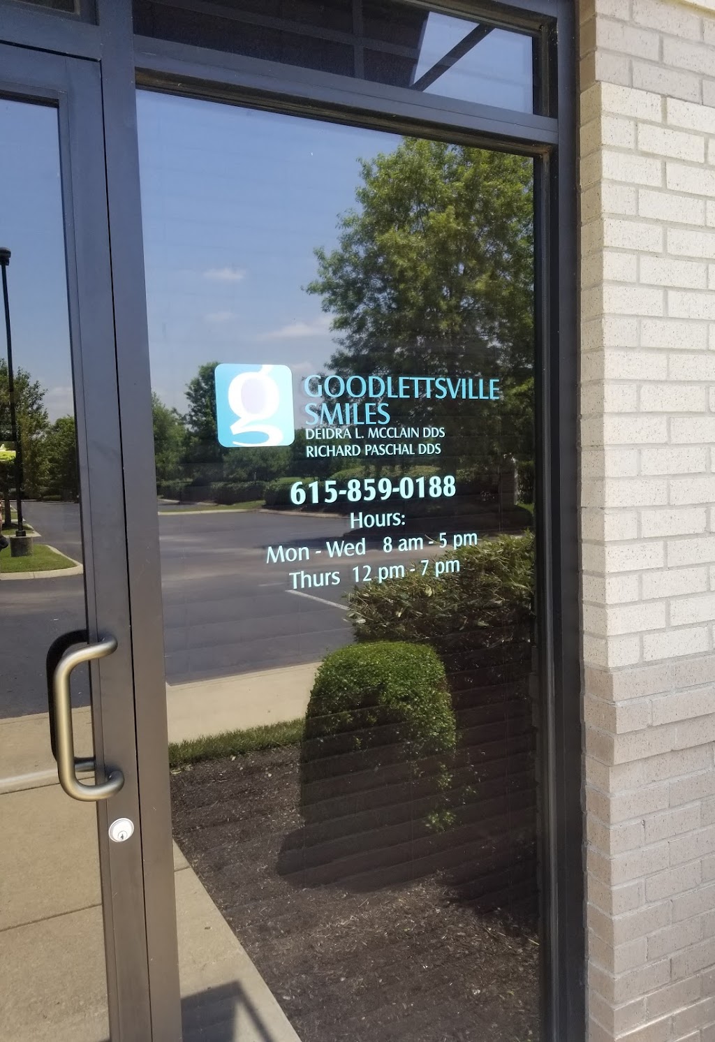 Goodlettsville Smiles | 3050 Business Park Cir #100, Goodlettsville, TN 37072, USA | Phone: (615) 819-1644