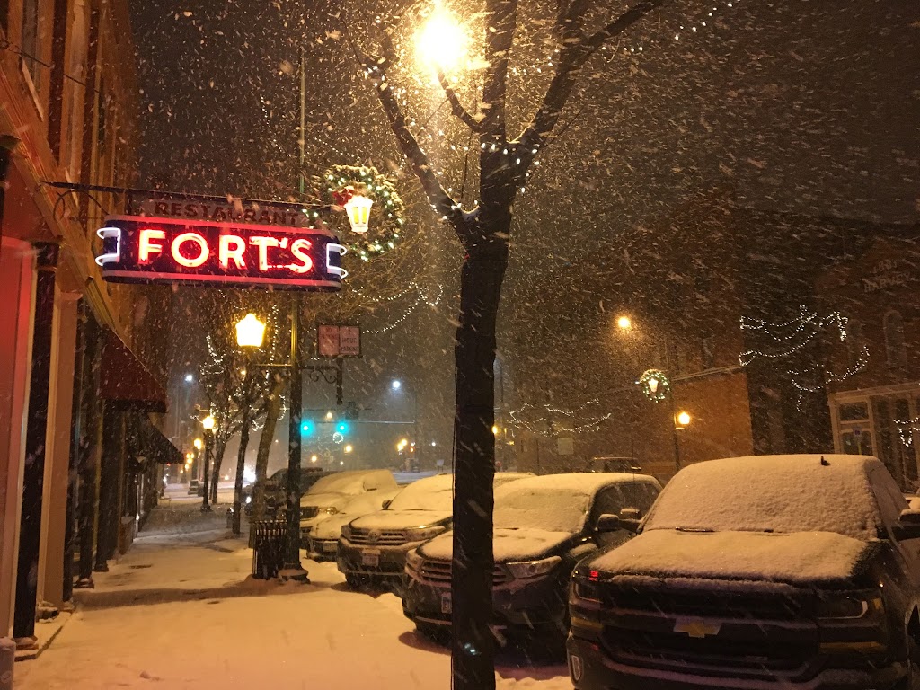 Forts Old Town Tavern | 122 W Herrick Ave, Wellington, OH 44090, USA | Phone: (440) 647-3520