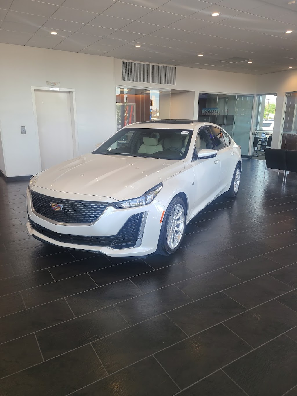 Coulter Cadillac Phoenix | 1188 E Camelback Rd, Phoenix, AZ 85014, USA | Phone: (602) 313-8981