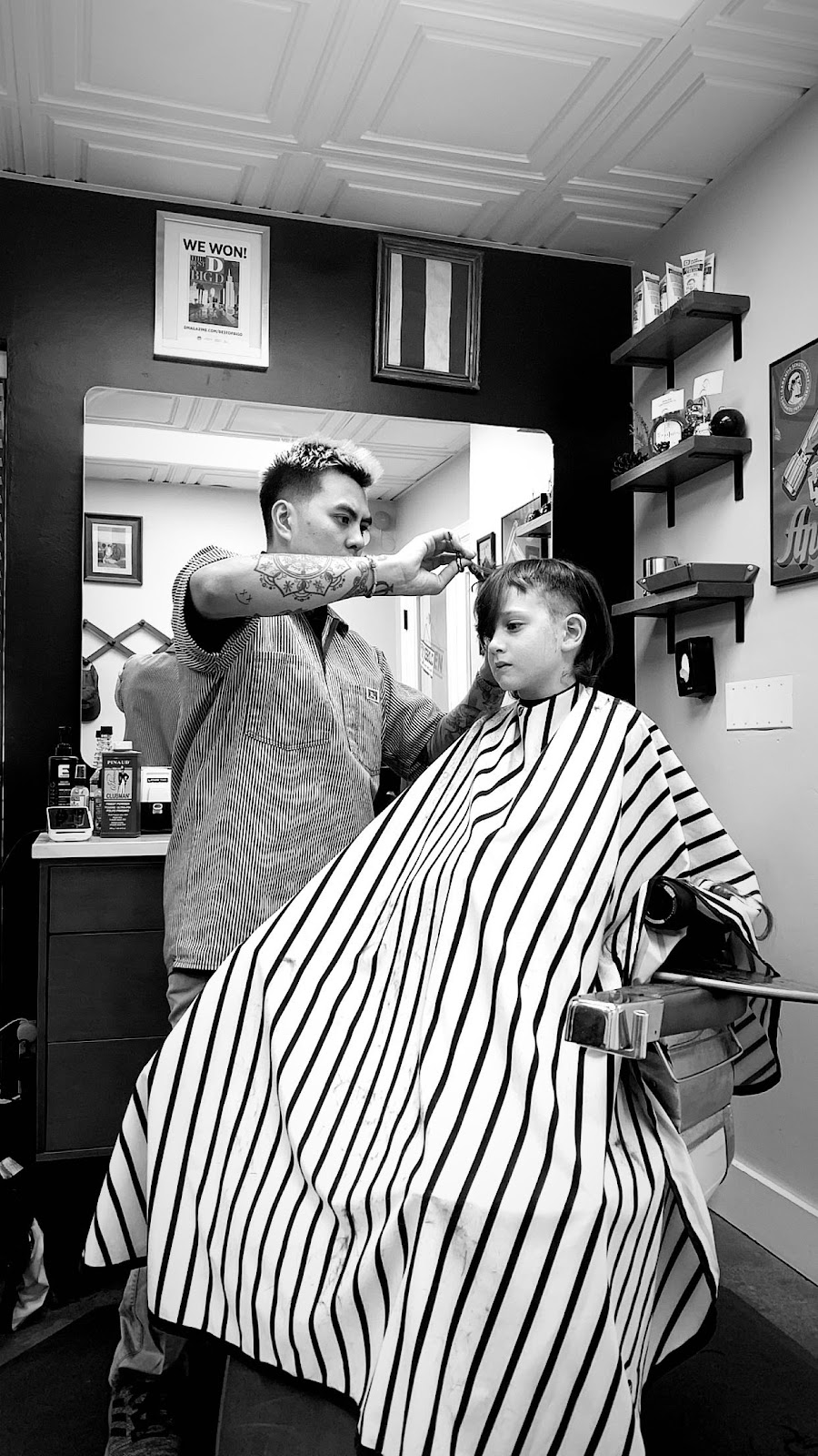 Close Knit Barbershop | 601 S Main St #103, Grapevine, TX 76051, USA | Phone: (817) 504-5822