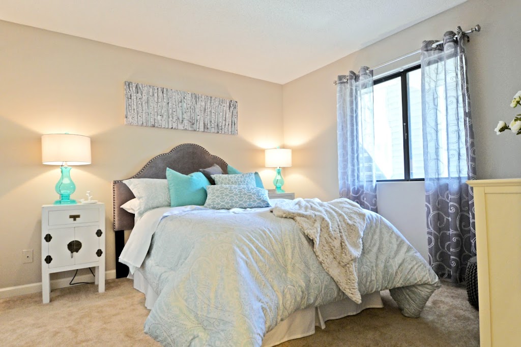 The Hamptons at Country Park Apartment Homes | 4515 Lawndale Dr, Greensboro, NC 27455, USA | Phone: (336) 282-0735