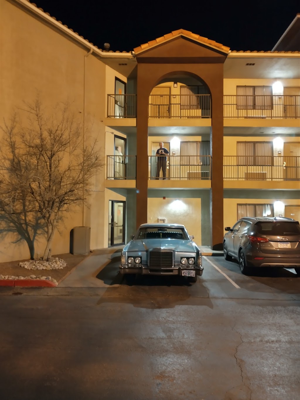 Quality Inn & Suites | 6100 Iliff Rd NW, Albuquerque, NM 87121, USA | Phone: (505) 234-7569