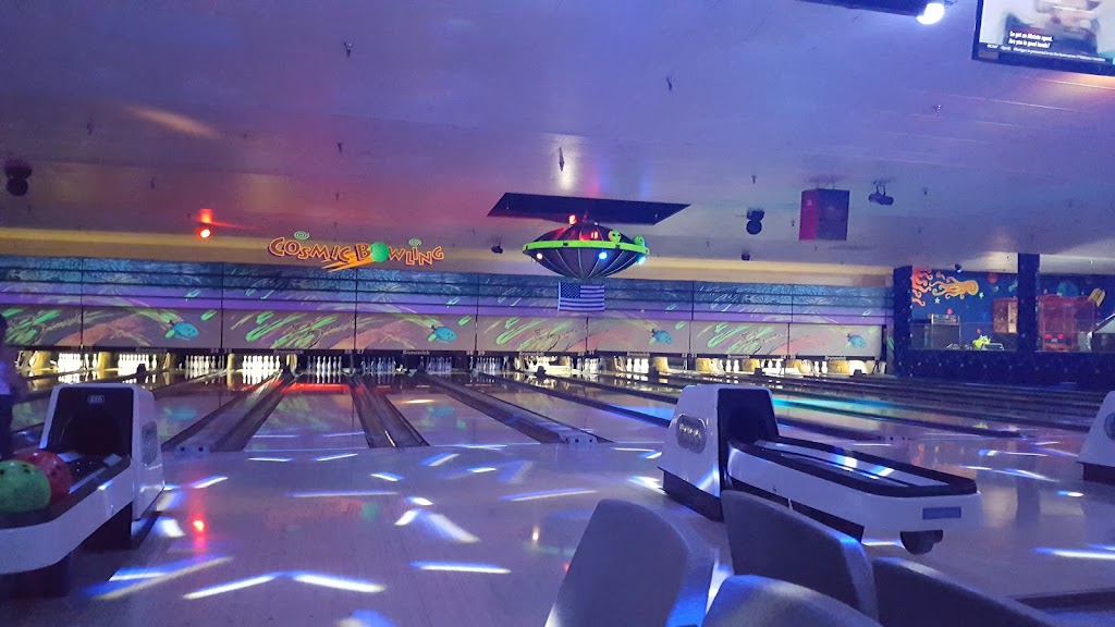 Thunderbowl Lanes | 4200 Allen Rd, Allen Park, MI 48101, USA | Phone: (313) 928-4688