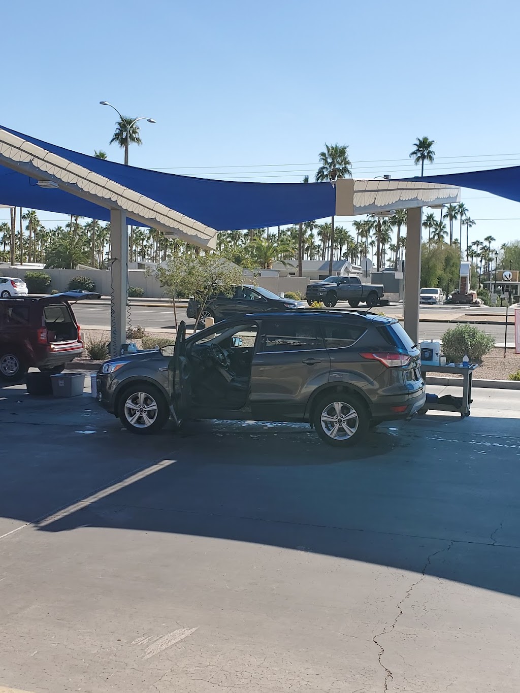 Francis & Sons Car Wash | 5020 E Main St, Mesa, AZ 85205, USA | Phone: (480) 924-3000