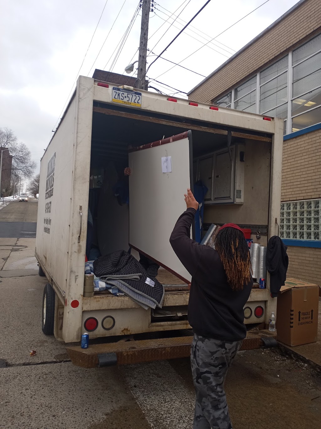 Mike Moves Pittsburgh | 1210 Airbrake Ave #1309, Turtle Creek, PA 15145 | Phone: (412) 708-5121