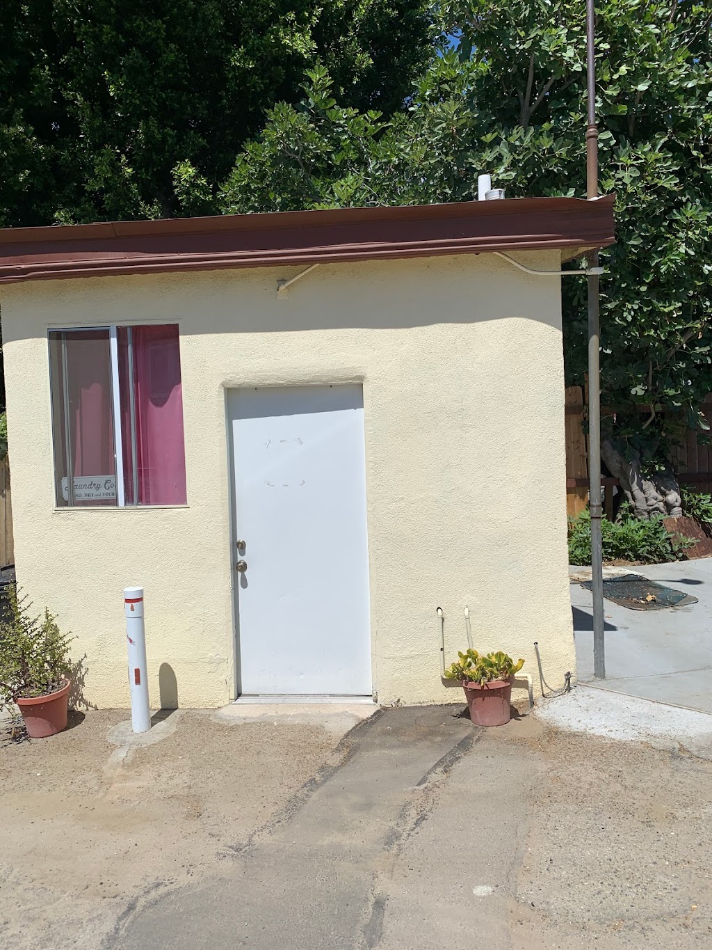 Eagle Rock Springs Mobile Home Community | 5051 Argus Dr, Los Angeles, CA 90041, USA | Phone: (323) 360-5698