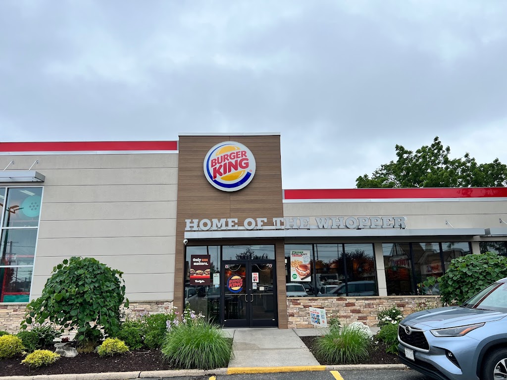 Burger King | 1131 Wantagh Ave, Wantagh, NY 11793, USA | Phone: (516) 679-9191