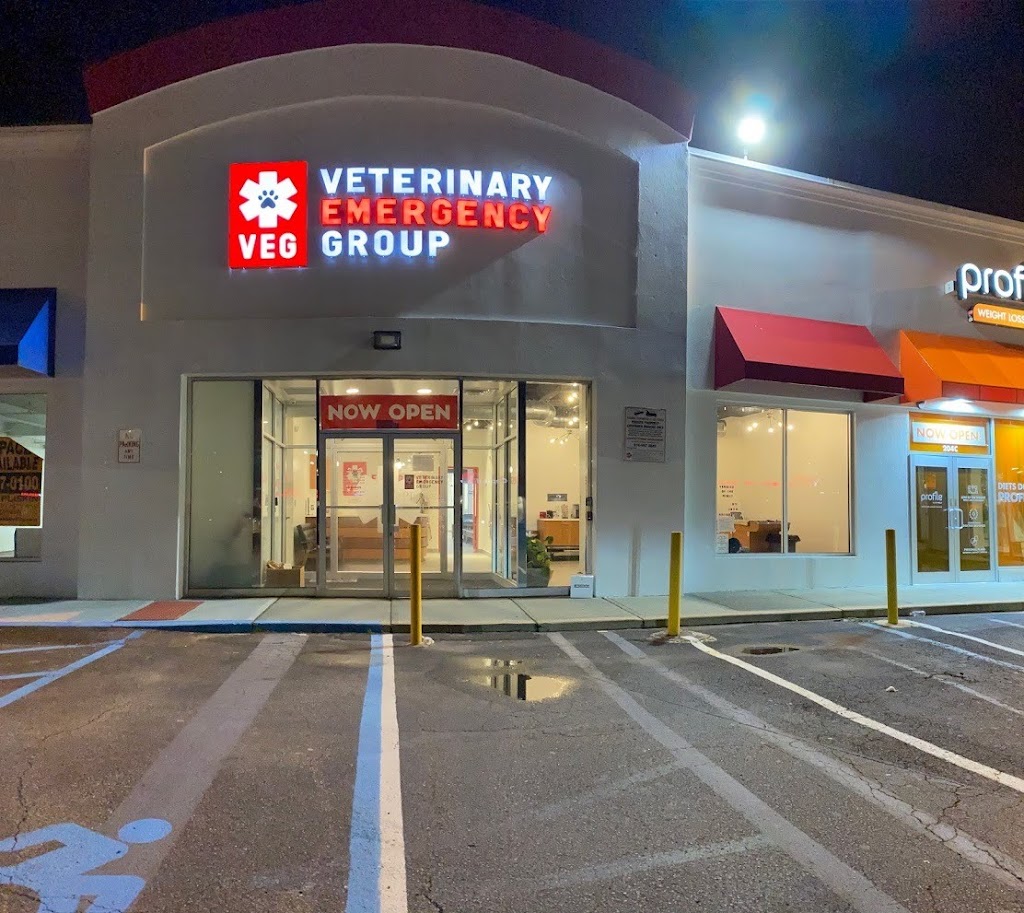 Veterinary Emergency Group 204 B Glen Cove Rd, Carle Place, NY 11514
