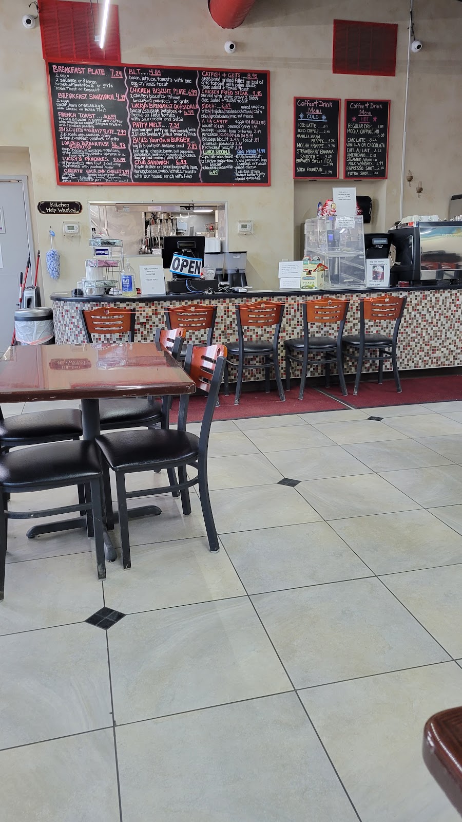 Lucky Truck Stop and Cafe | 31242 US-82, Whitesboro, TX 76273, USA | Phone: (903) 564-6699