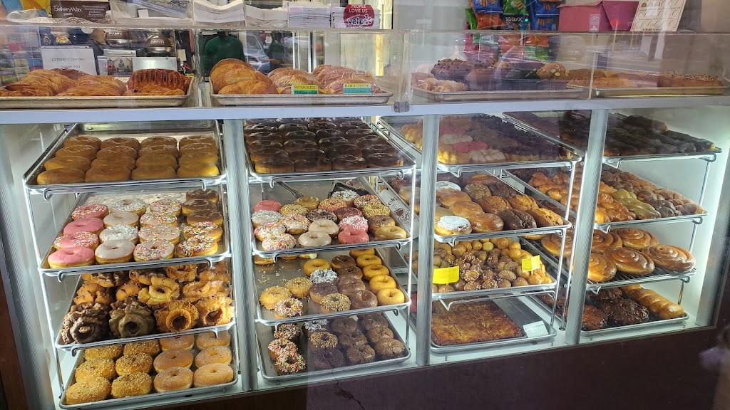 Slikkers Donut | 1321 MacArthur Blvd, San Leandro, CA 94577, USA | Phone: (510) 351-1383