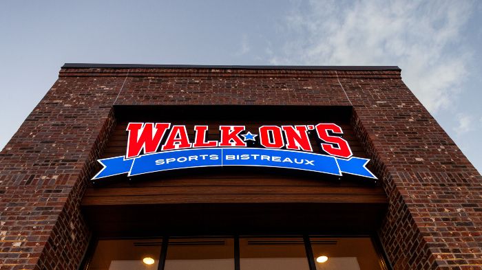 Walk-Ons Sports Bistreaux - Arlington Restaurant | 401 E Interstate 20, Arlington, TX 76018, USA | Phone: (817) 617-2137