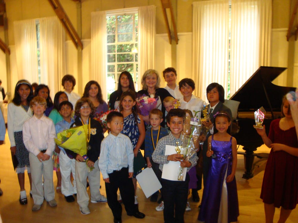 Piano Studio of Alita Lake | 1105 Marcussen Dr, Menlo Park, CA 94025, USA | Phone: (650) 690-1403