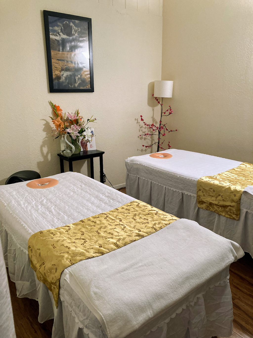 Healing Garden Massage | 1525 N Gilbert Rd Suite 106, Gilbert, AZ 85234, USA | Phone: (480) 507-3308