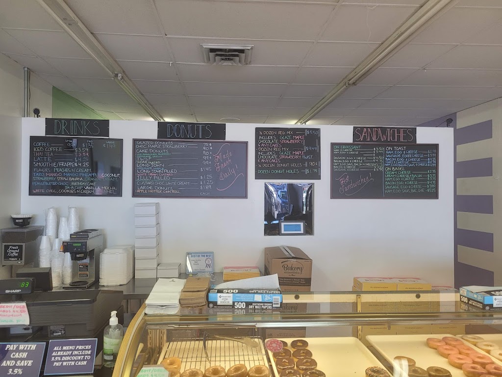 Snow Donuts | 1126B US-68, Maysville, KY 41056, USA | Phone: (606) 407-6002