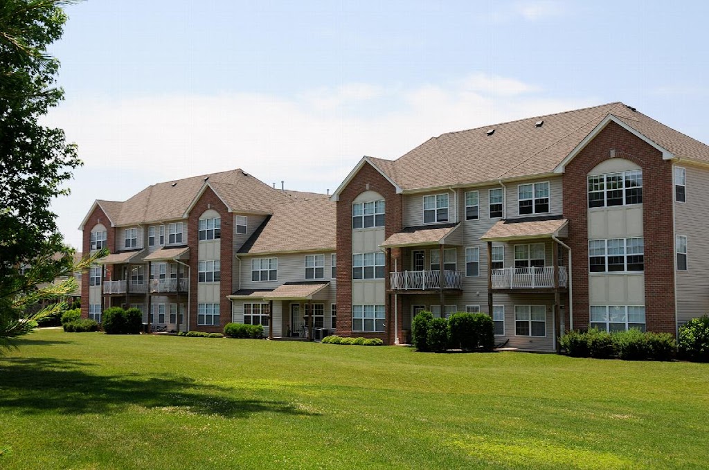 Renaissance Apartments Leasing Center | 301 Renaissance Rd, North Brunswick Township, NJ 08902, USA | Phone: (844) 877-5819