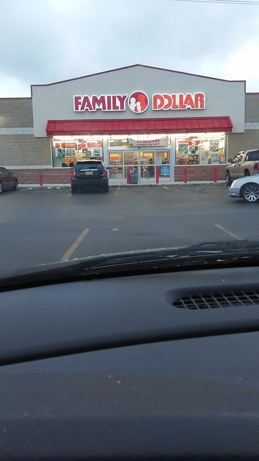 Family Dollar | 735 Baldwin Ave, Pontiac, MI 48340, USA | Phone: (248) 392-9088