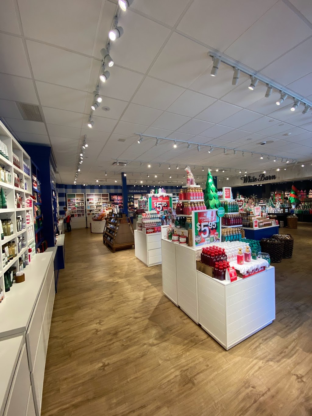 Bath & Body Works | 137 Plaza Dr, Vallejo, CA 94591, USA | Phone: (707) 563-2024