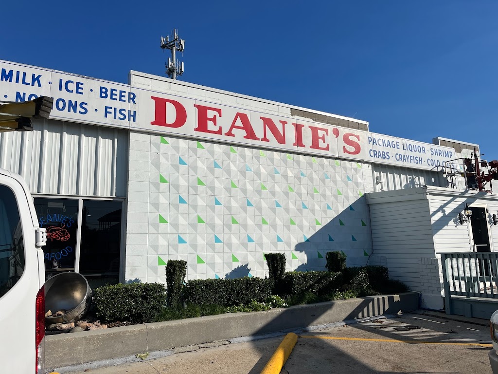 Deanies Seafood Restaurant & Seafood Market | 1713 Lake Ave, Metairie, LA 70005, USA | Phone: (504) 831-4141