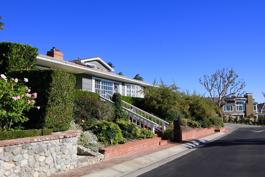 Three Arch Bay Real Estate | 31582 Coast Hwy, Laguna Beach, CA 92651, USA | Phone: (949) 432-3222
