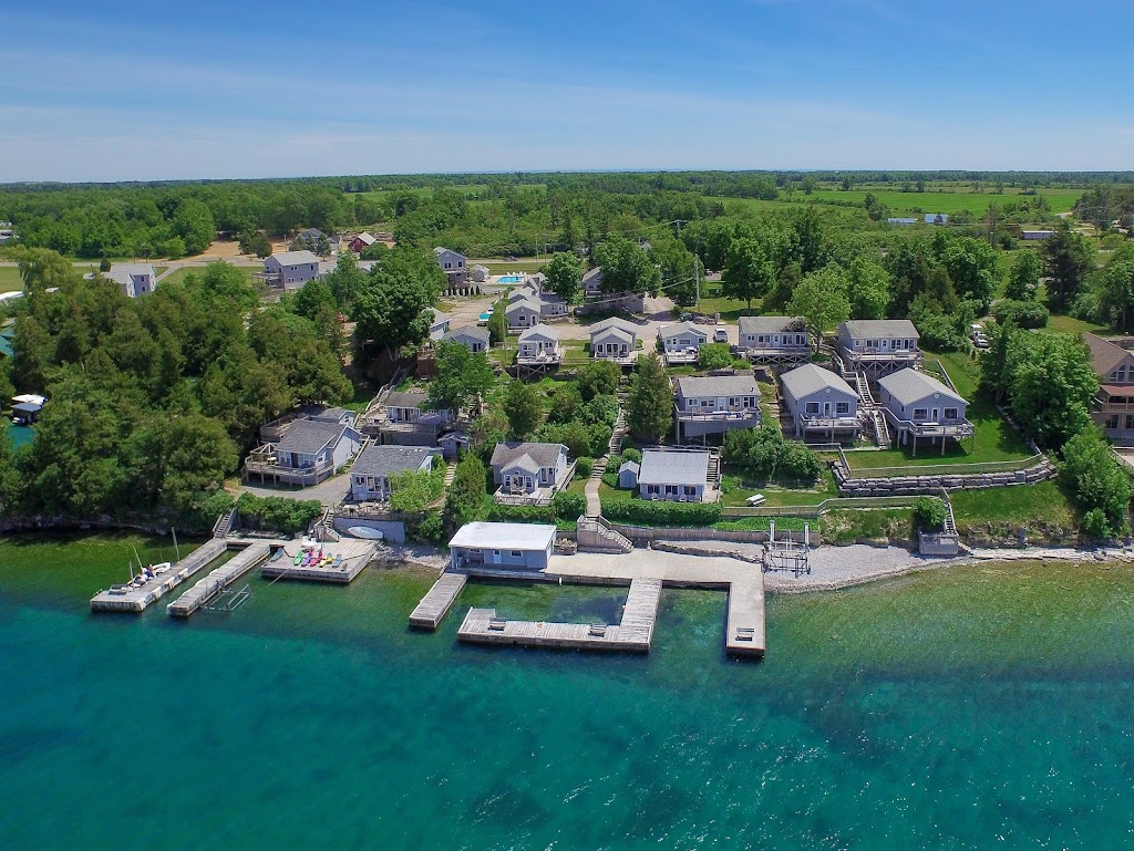 Angel Rock Waterfront Cottages & Vacation Homes | 34311 NY-12E, Cape Vincent, NY 13618 | Phone: (315) 654-2495