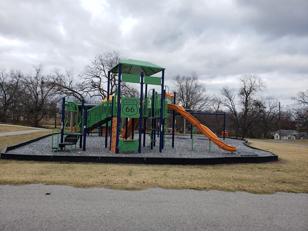 Catoosa Splash Pad, Curtis Conley Memorial Splash Pad | 209 S Bluff St, Catoosa, OK 74015, USA | Phone: (918) 266-2505