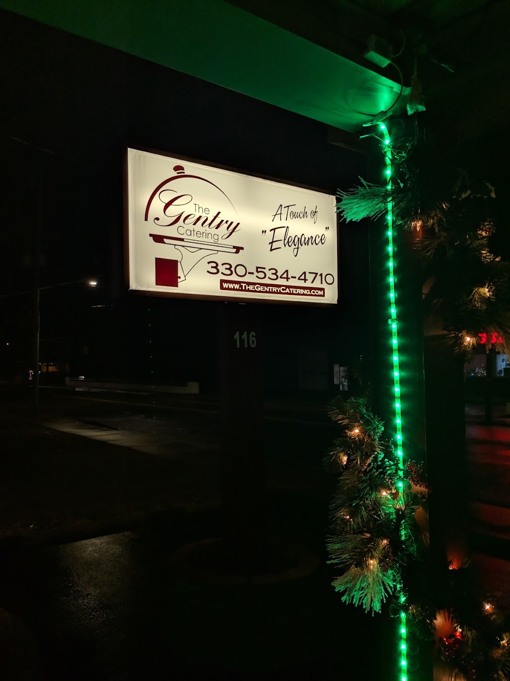 The Gentry Catering | 116 E Liberty St, Hubbard, OH 44425, USA | Phone: (330) 534-4710