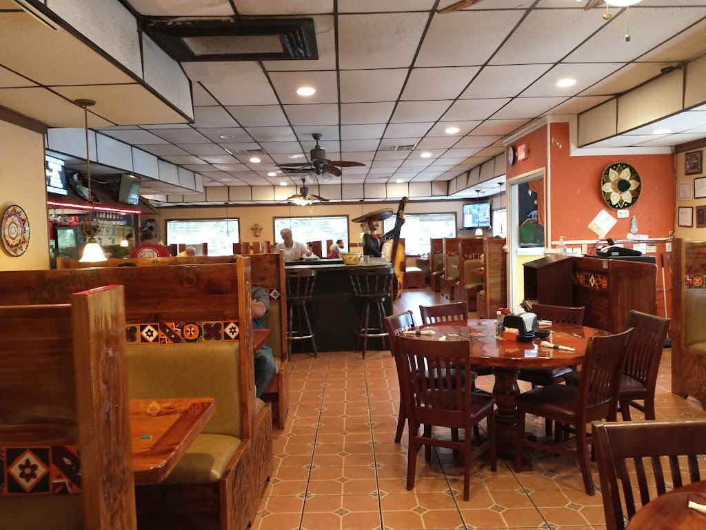 South of the Border Mexican | 322 2nd St, Williamsburg, VA 23185, USA | Phone: (757) 565-4848