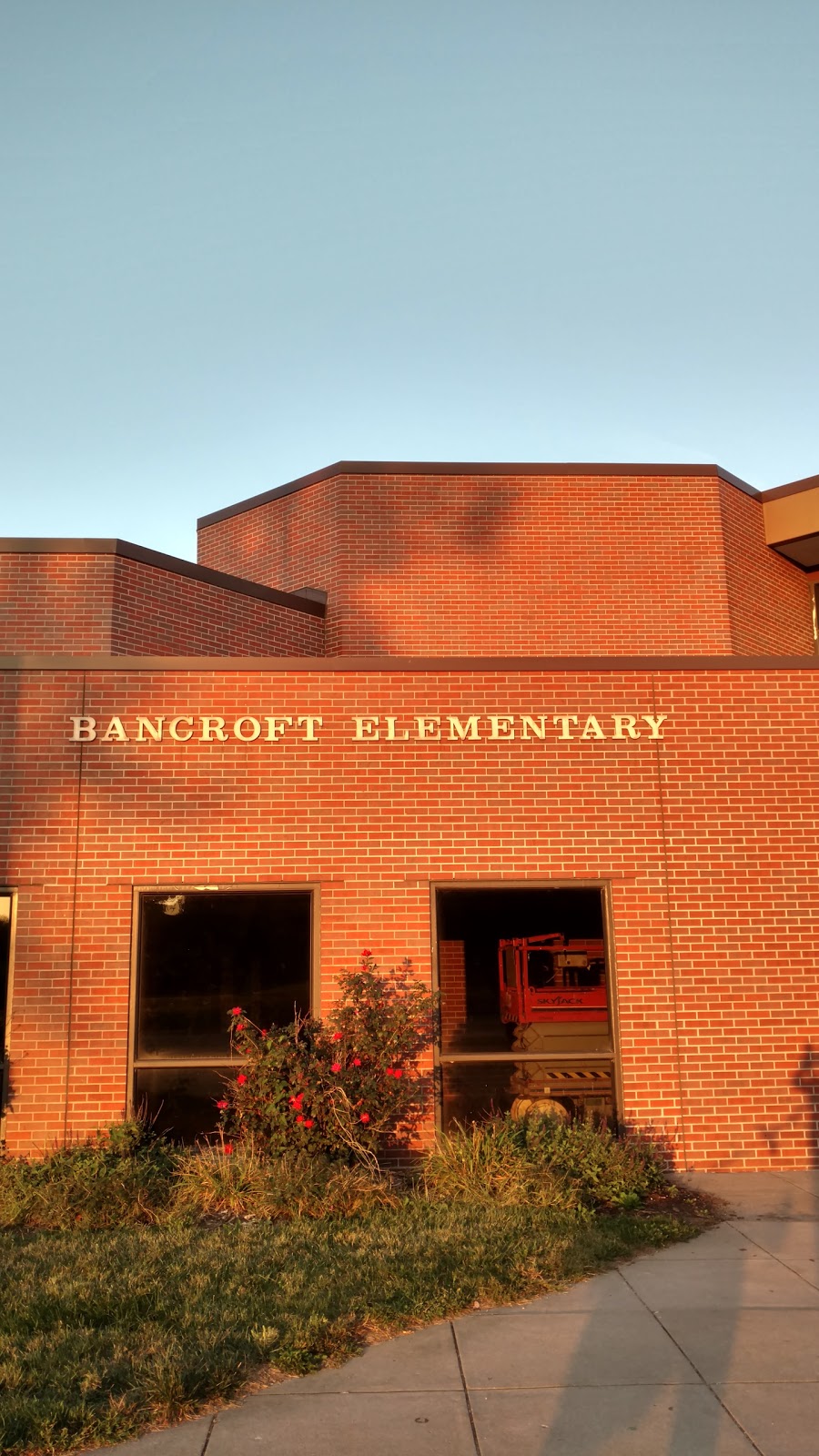 Bancroft Elementary School | 2724 Riverview Blvd, Omaha, NE 68108 | Phone: (531) 299-1040