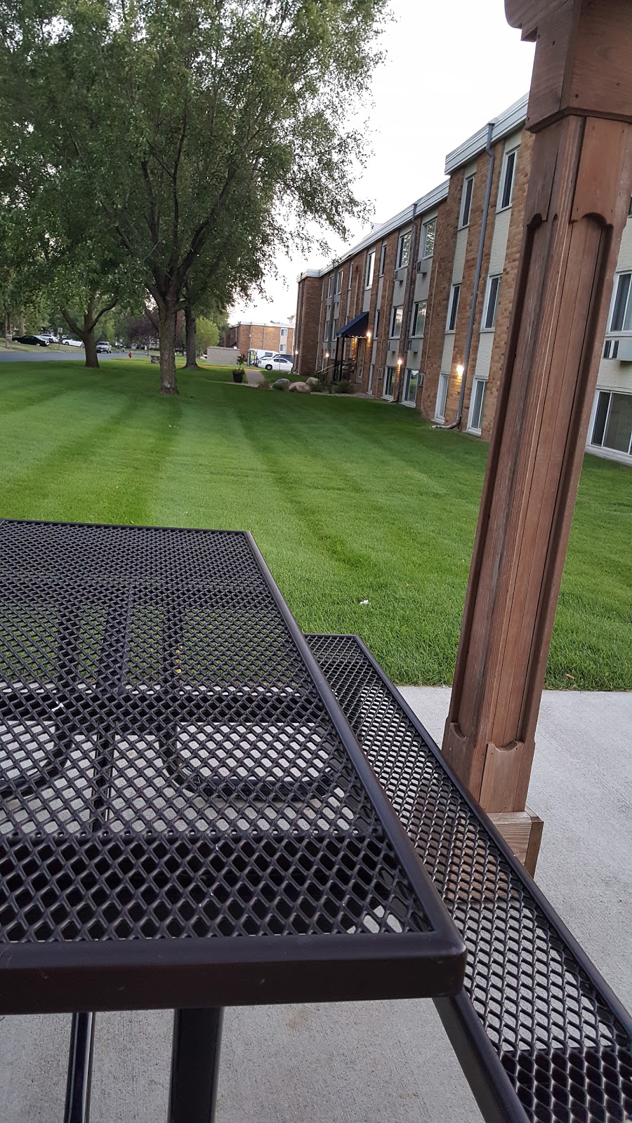 Stonegate Apartments | 10760 6th St NE, Blaine, MN 55434, USA | Phone: (763) 757-4680