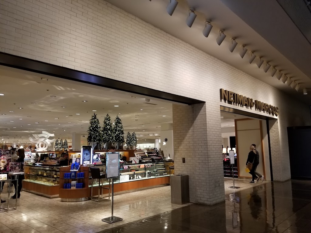 NEIMAN MARCUS - 122 Photos & 104 Reviews - 8687 N Central Expy