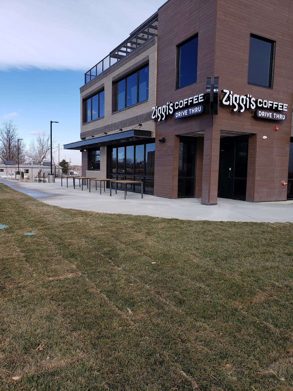 Ziggis Coffee | 241 Welker Ave, Mead, CO 80542, USA | Phone: (970) 591-3983