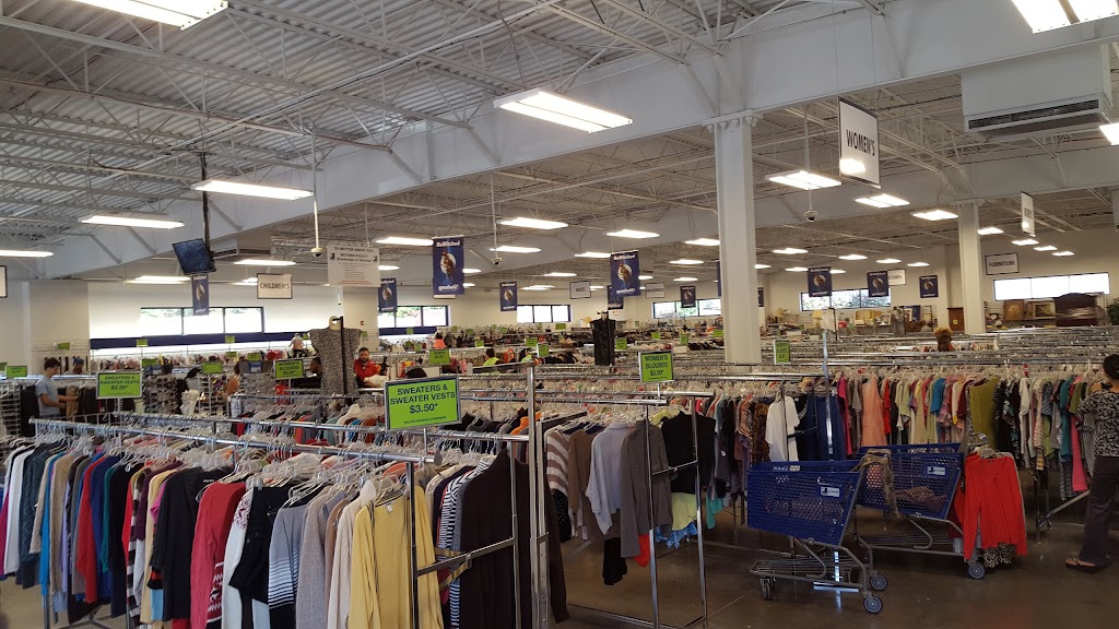 Goodwill Store and Donation Center | 7531 Olive Blvd, St. Louis, MO 63130, USA | Phone: (314) 727-9280