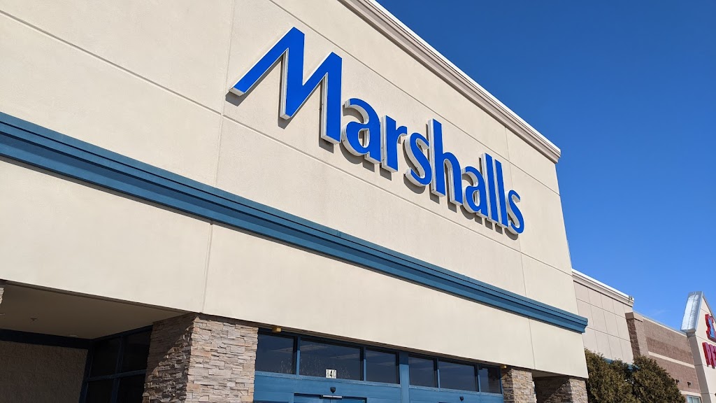 Marshalls | 840 W Paradise Dr, West Bend, WI 53095, USA | Phone: (262) 334-5692