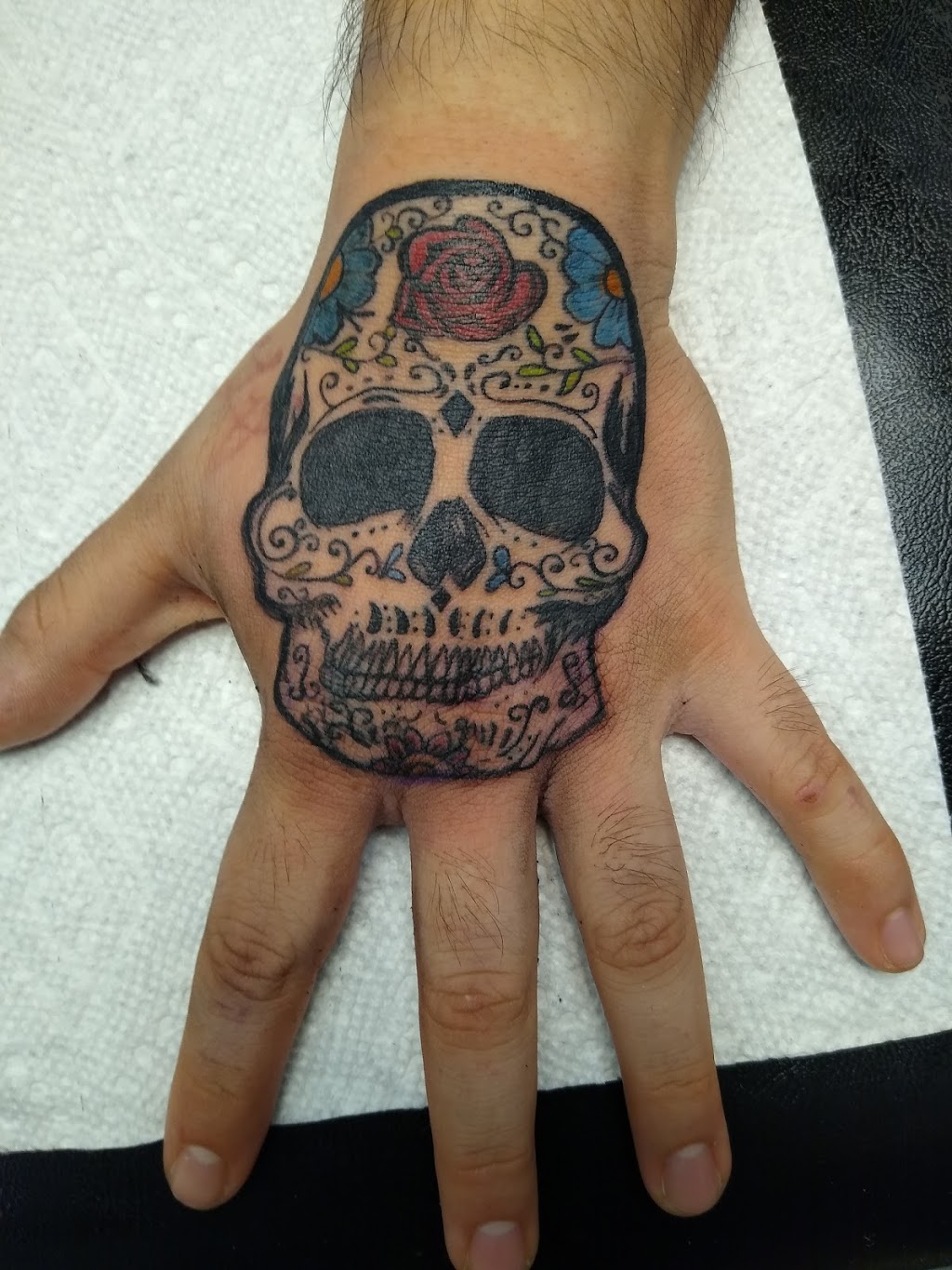 Painless Waynes Tattoo and Body Piercing | 3310 S Nellis Blvd Suite 20, Las Vegas, NV 89121, USA | Phone: (702) 457-5656