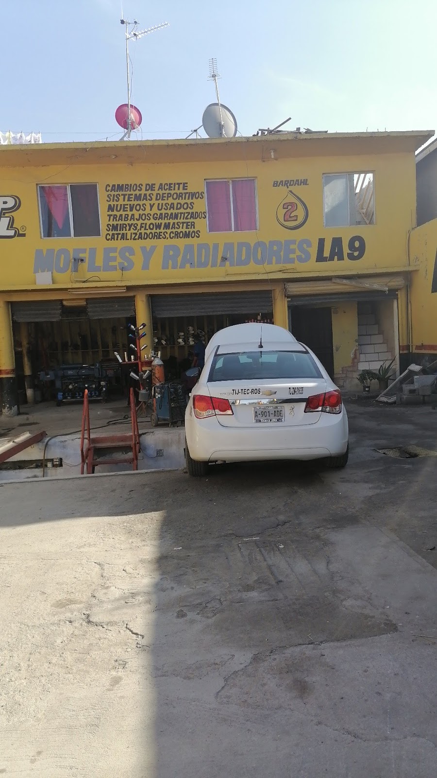 Mofles Y Radiadores La 9 | 22204, Calle Novena 1819, Colas Delmatamoros, 22204 Tijuana, B.C., Mexico | Phone: 664 481 5221