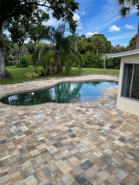 Couch Brick Pavers | 17863 Hunting Bow Cir, Lutz, FL 33558, USA | Phone: (727) 645-6909