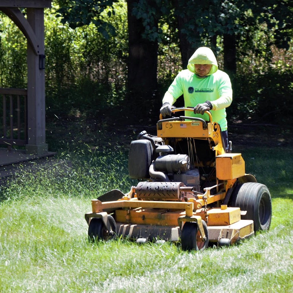 Custom Landscaping and Lawncare | 1900 Englishtown Rd, Monroe Township, NJ 08831, United States | Phone: (732) 238-8330