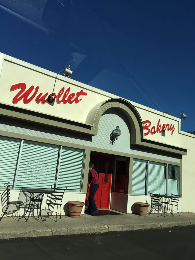 Wuollet Bakery | 1080 Grand Ave, St Paul, MN 55105, USA | Phone: (651) 292-9035