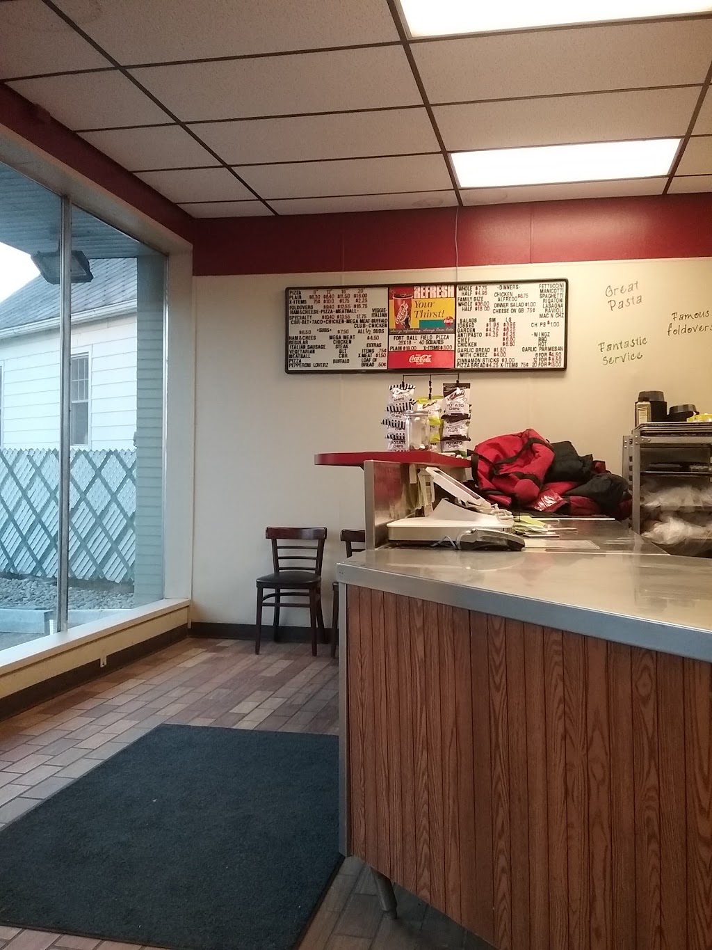 Fort Ball Pizza Palace | 111 Melmore St, Tiffin, OH 44883, USA | Phone: (419) 447-3333